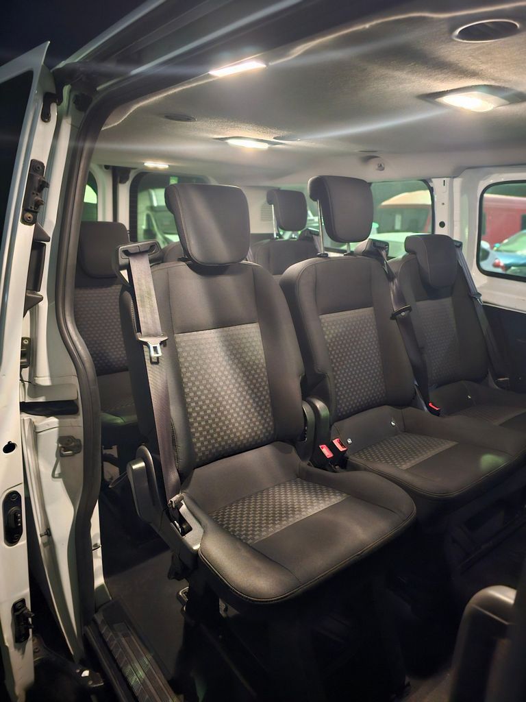 Reykjavík ↔ KEF Flughafen | Privater Transfer in eine Richtung