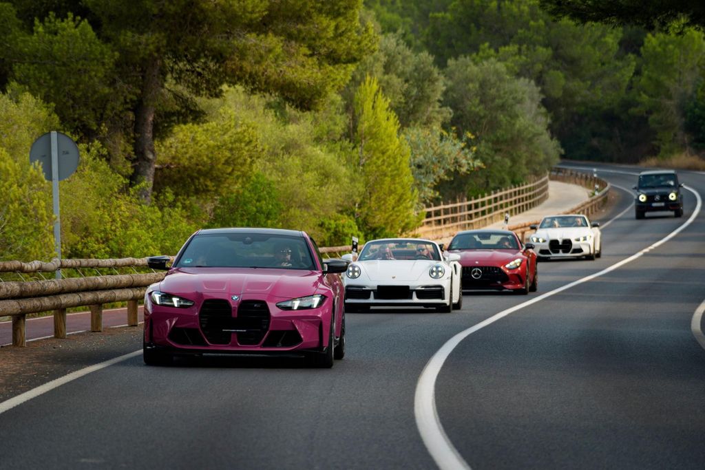 Mallorca: Supercar-Tour bei Sonnenuntergang mit Kursleiter