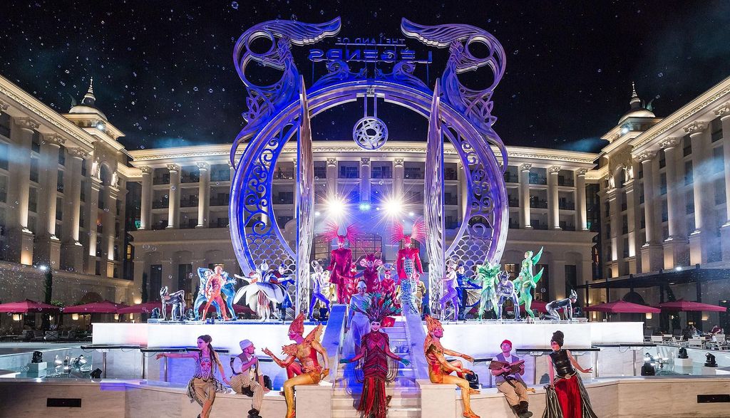 Von Side/Alanya: Land Of Legends Nachtshow mit Transfer