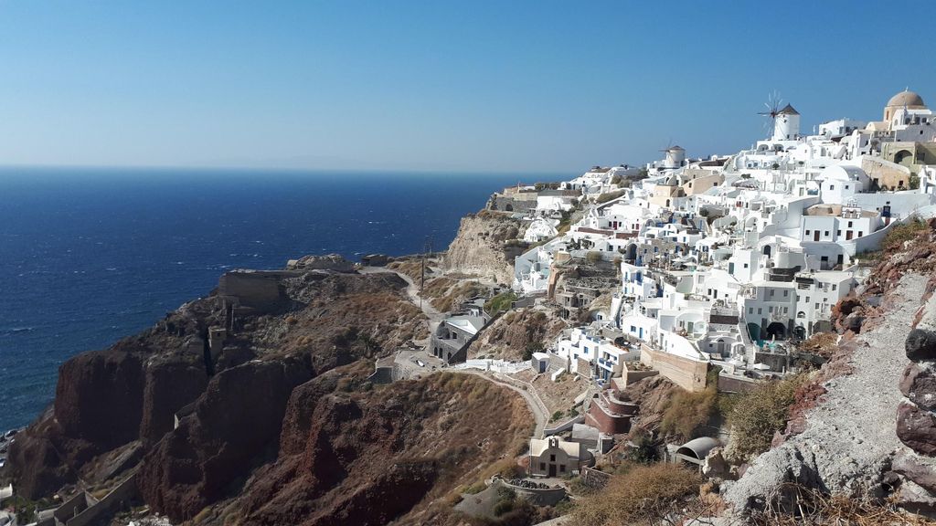 Santorin: Sonnenuntergangstour mit Oia, Pyrgos und Weingutbesuch
