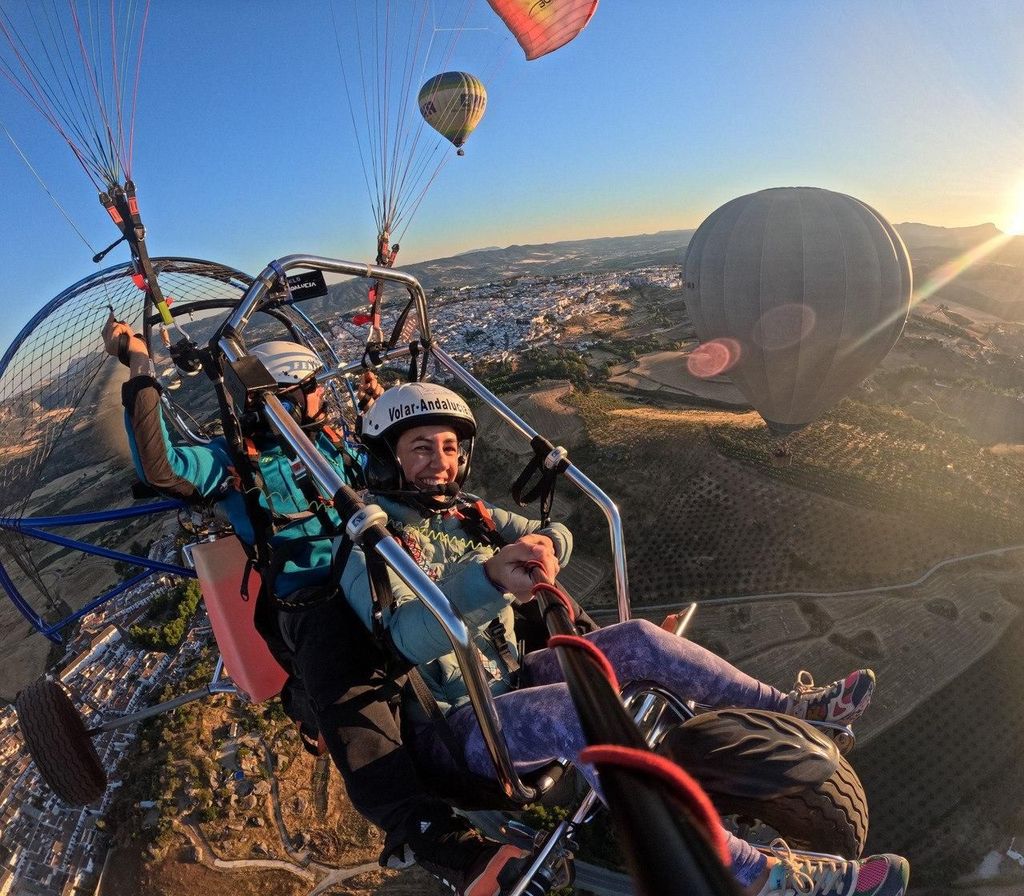 Paramotoring in Ronda (Malaga), in der Nähe von Marbella