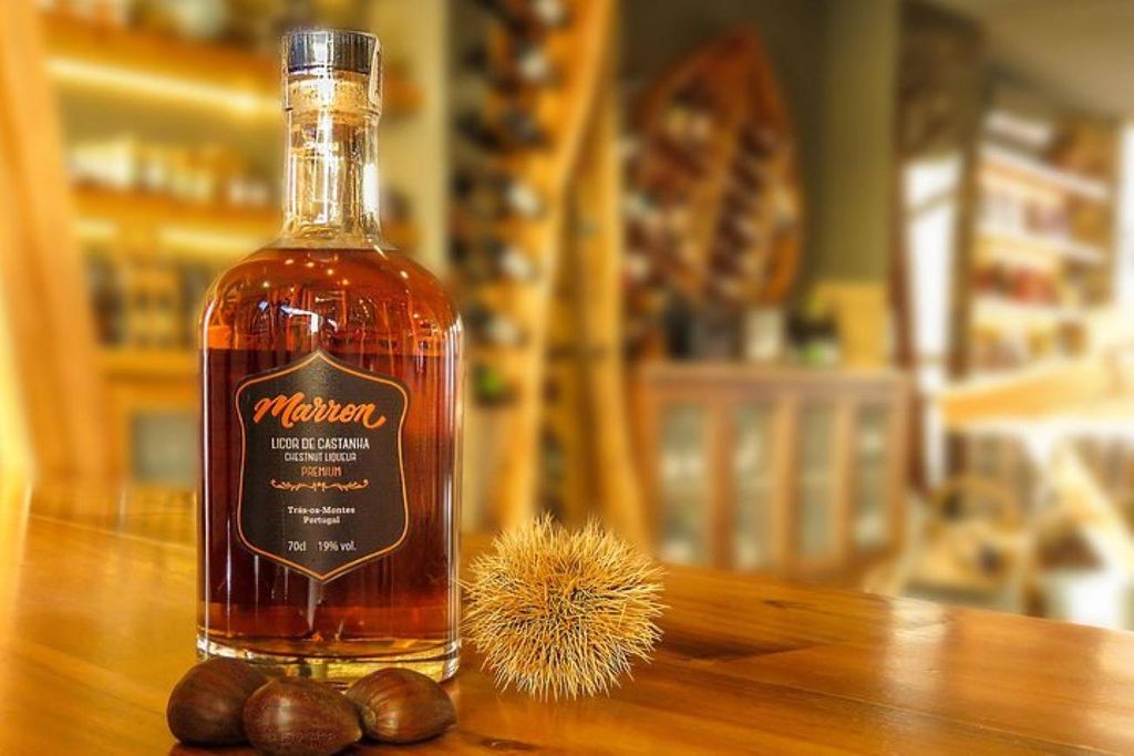 Braganca: Kastanienlikör- und Süßigkeitenverkostung