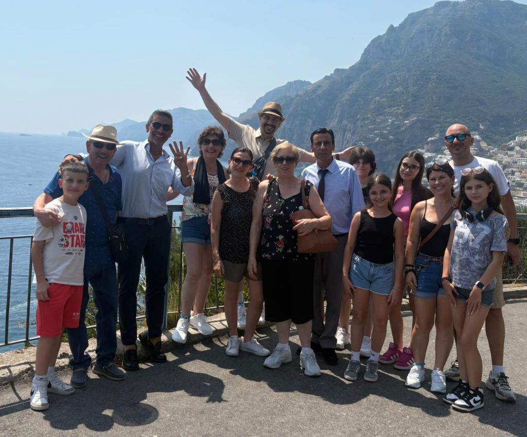 Von Neapel: Einfacher oder Hin- und Rücktransfer nach Positano