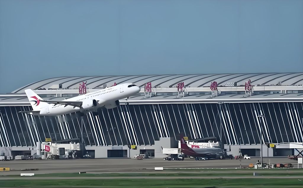 Shanghai: Private Tour am Flughafen Pudong (PVG)