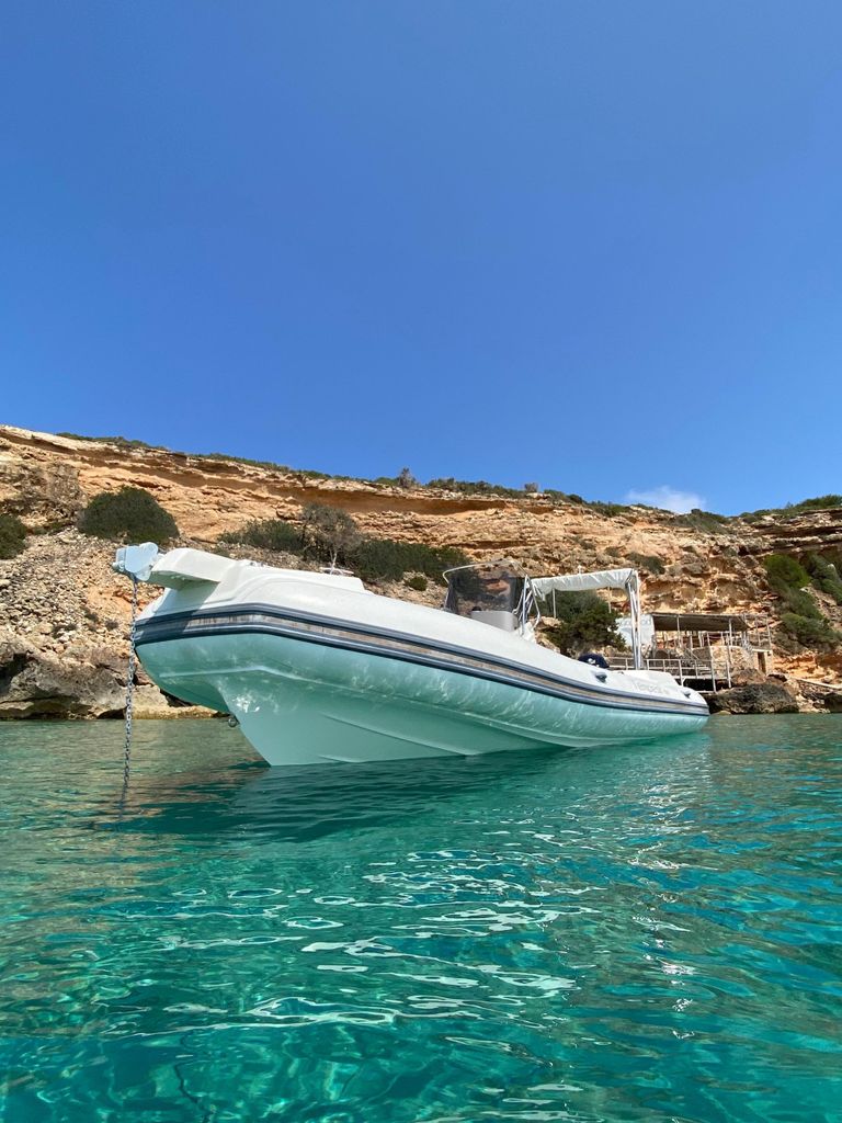 Entdecke Tagomago: Abenteuer von Santa Eulalia an der Ostküste von Ibiza