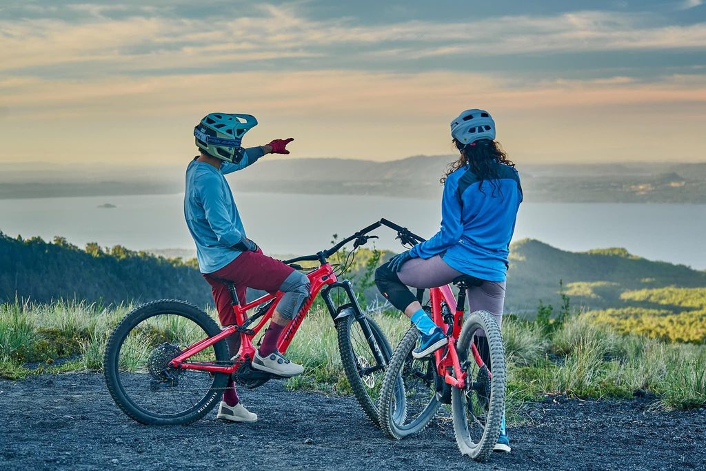 Pucon: Entdecke aktive Vulkanrouten mit einer MTB Tour mit dem E-Bike