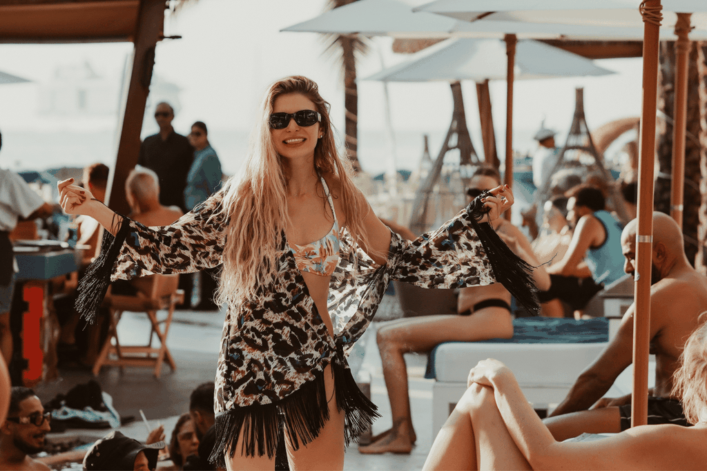 Phuket: Eintritt in den Kudo Beach Club mit Menü