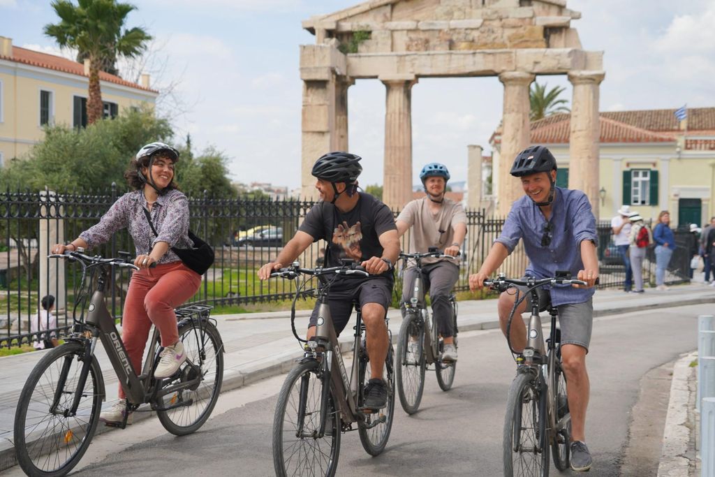 Athen: Stadtrundfahrt mit dem Fahrrad in Kleingruppen