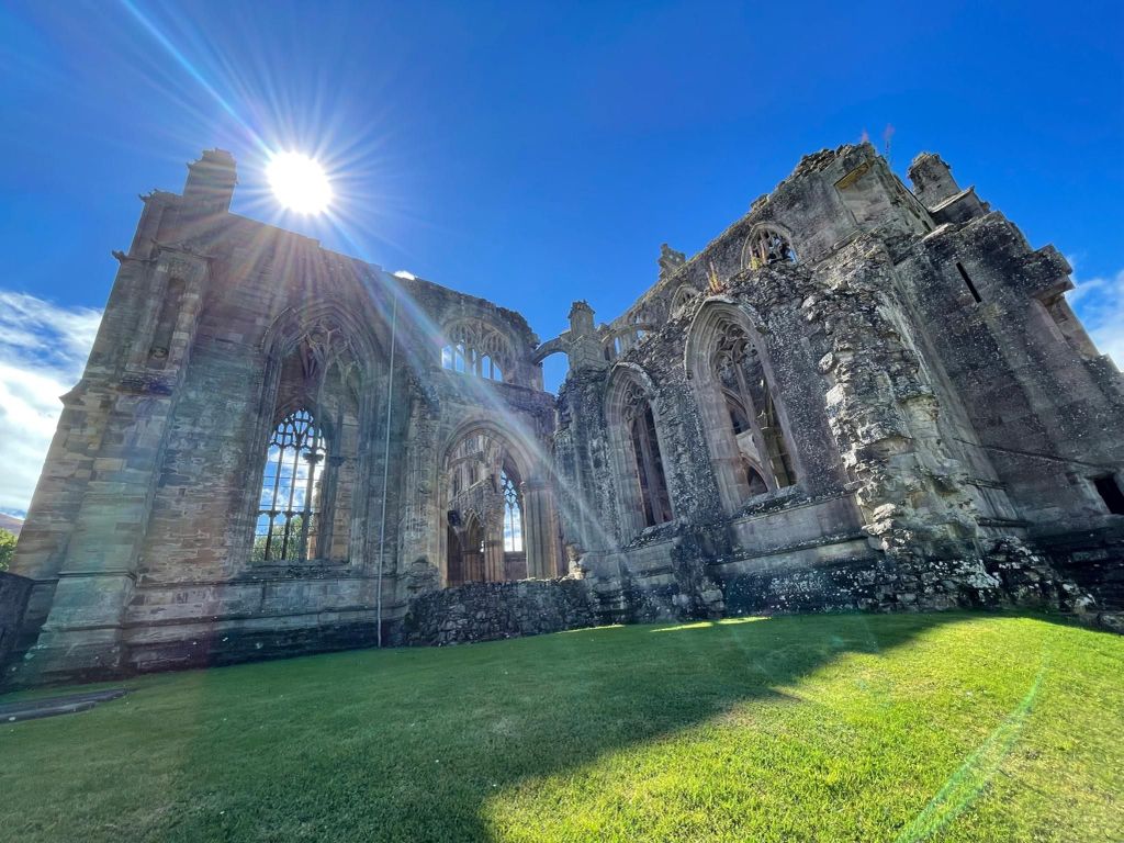 Stein & Geschichte: Rosslyn Chapel & Melrose Abbey Tagesausflug