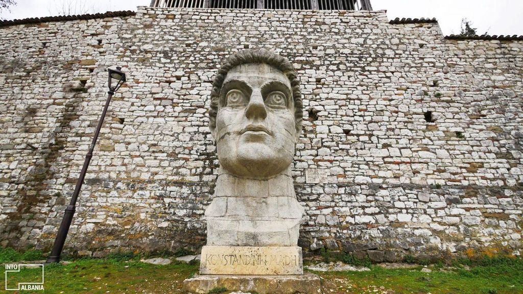 Von Tirana & Durres: Privater Tagesausflug nach Apollonia, Berat