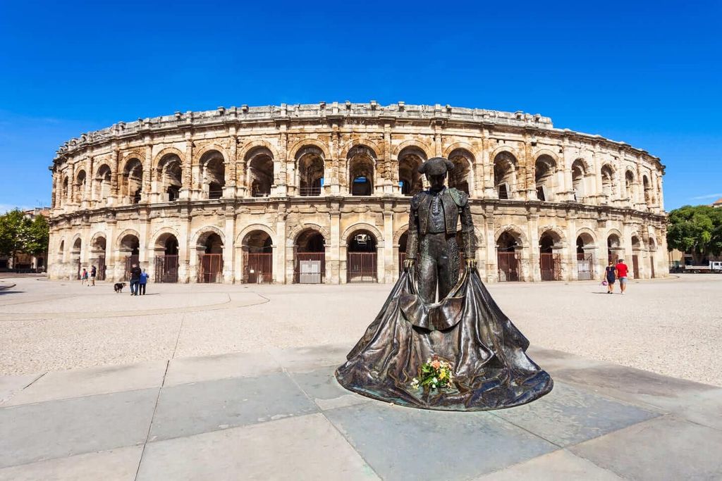 Hallo Nîmes: Privater, 2-stündiger Stadtrundgang mit ortskundigem Guide