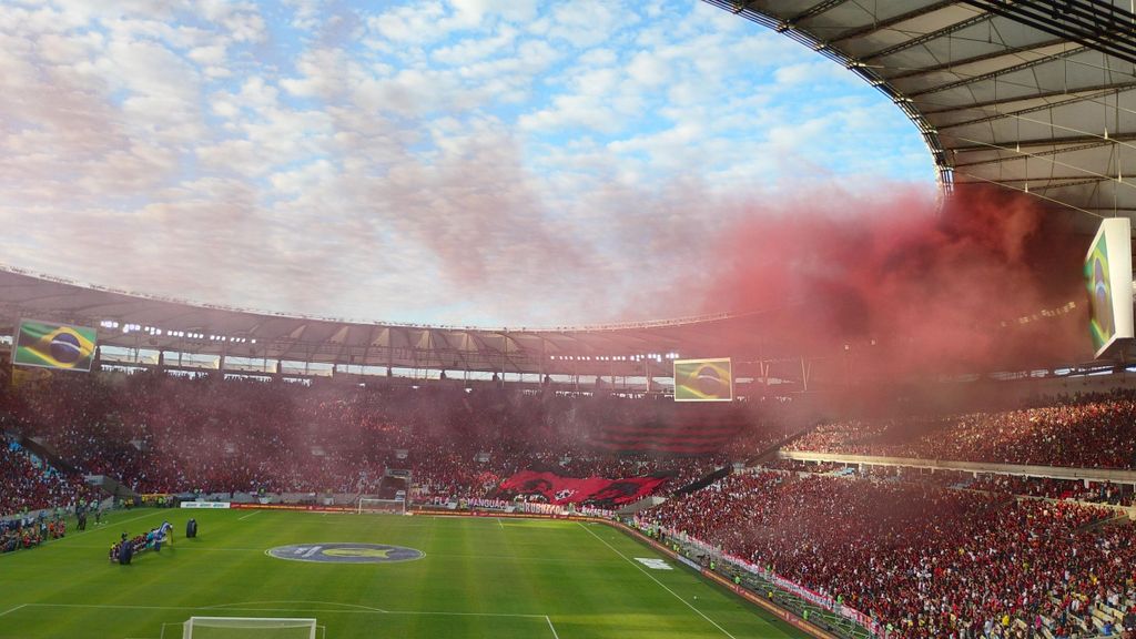 Rio de Janeiro: Geführte Tour zum Fußballspiel in historischen Stadien