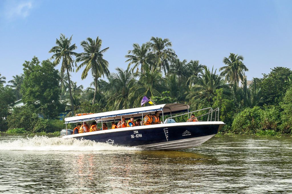Von Ho Chi Minh aus: Cu Chi Tunnels und VIP Speedboat Tour