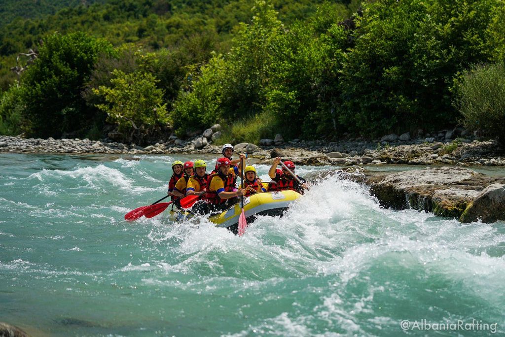 Përmet: Rafting auf dem Fluss Vjosa ab Permet oder Berat