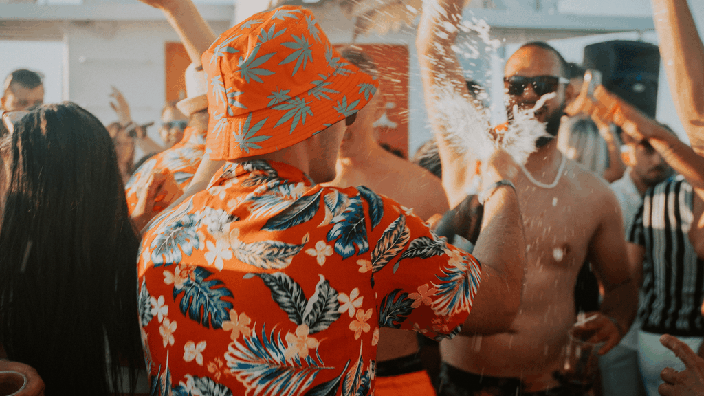 Poreč: Bootsparty mit Getränken, DJ und After-Party