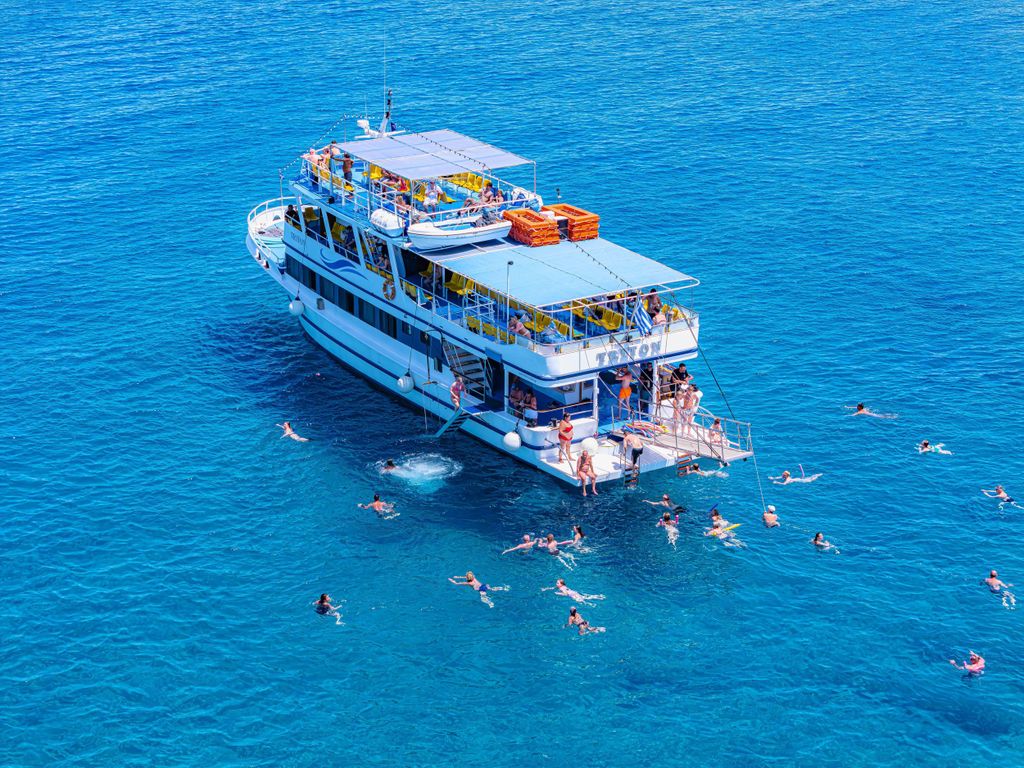 Rhodos: Kreuzfahrt von Bucht zu Bucht mit Mittagessen