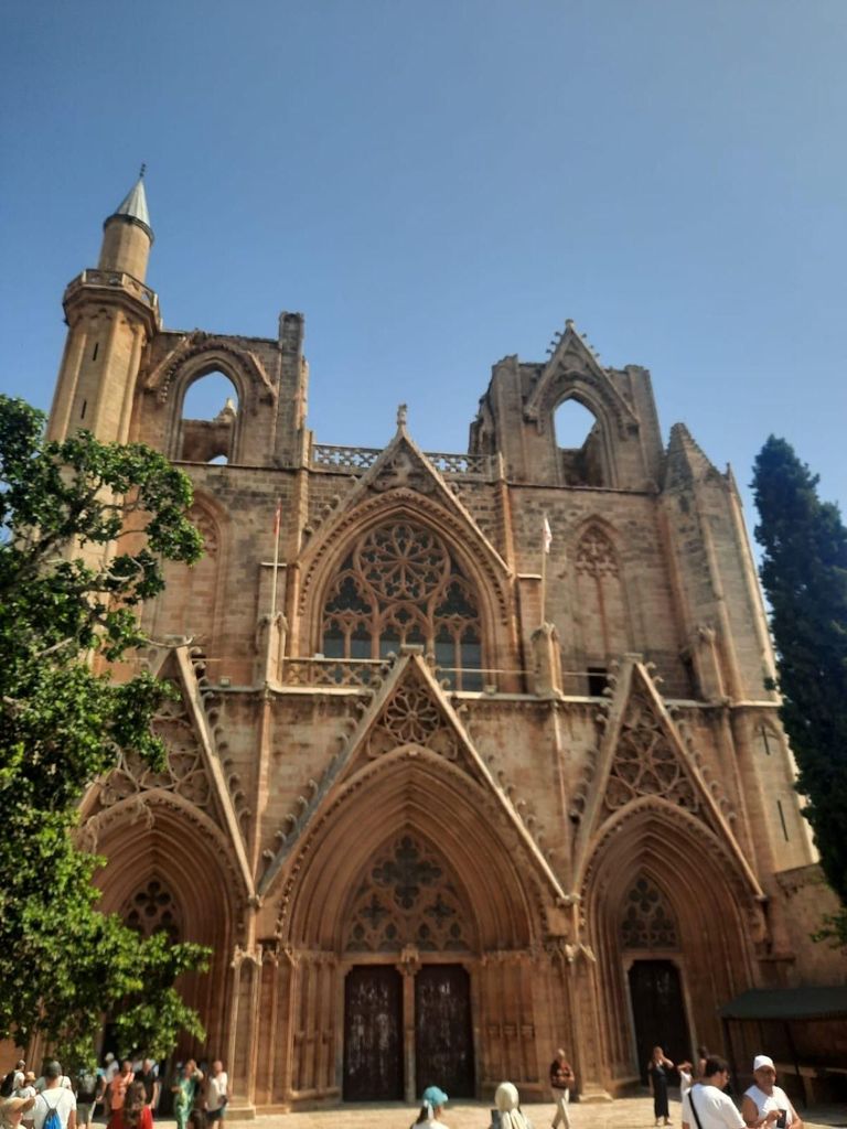 Reise zur verlorenen Stadt Zyperns – Salamis & Famagusta