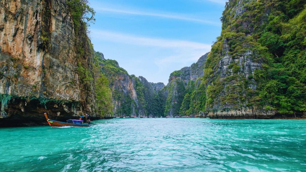 Ao Nang: Phi Phi Inseln Schnellboot- oder Katamaran-Tour, ein Tag