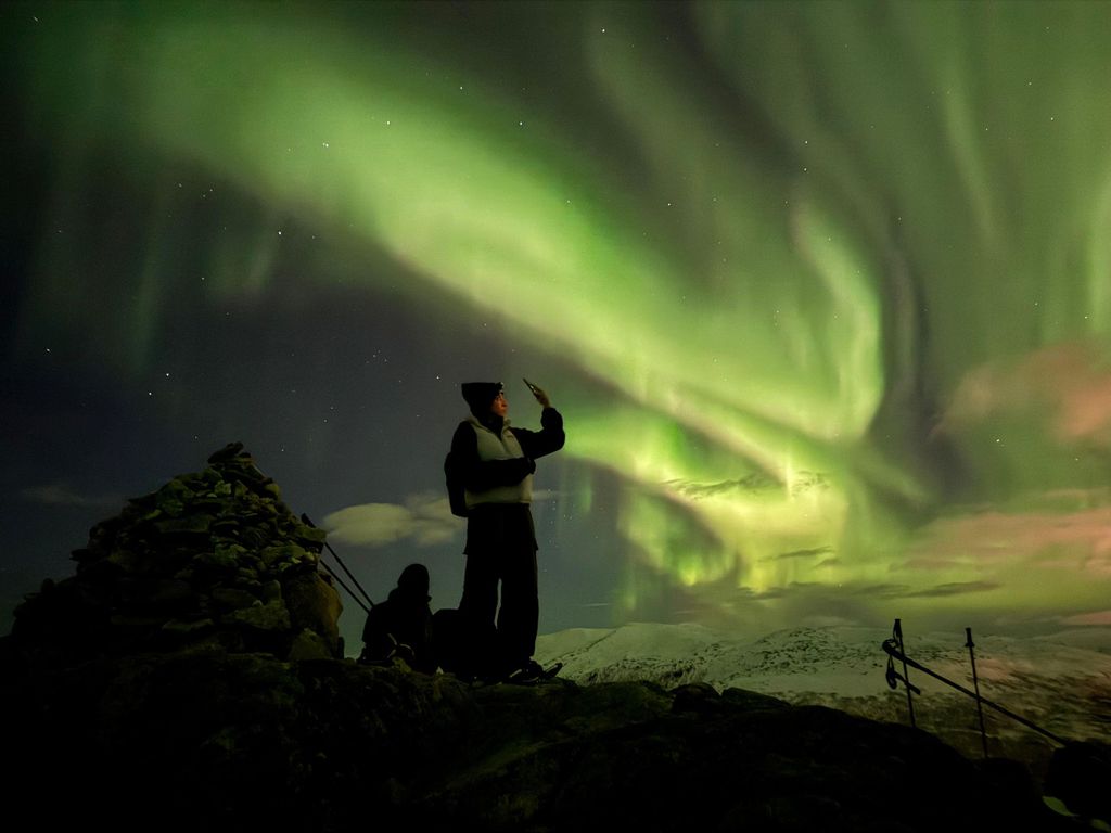 Tromsø: Schneeschuh-Expedition durch arktisches Gelände mit ortskundigen Guides