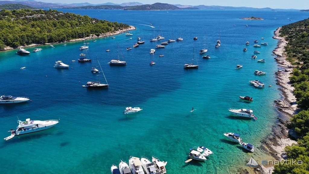 Šibenik: Riviera-Speedboat-Tour mit 3 Inseln