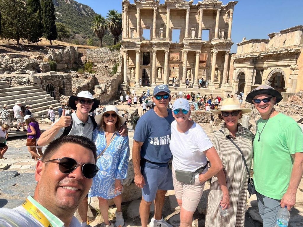 Von Istanbul aus: Tagestour nach Ephesus mit Flug und Mittagessen