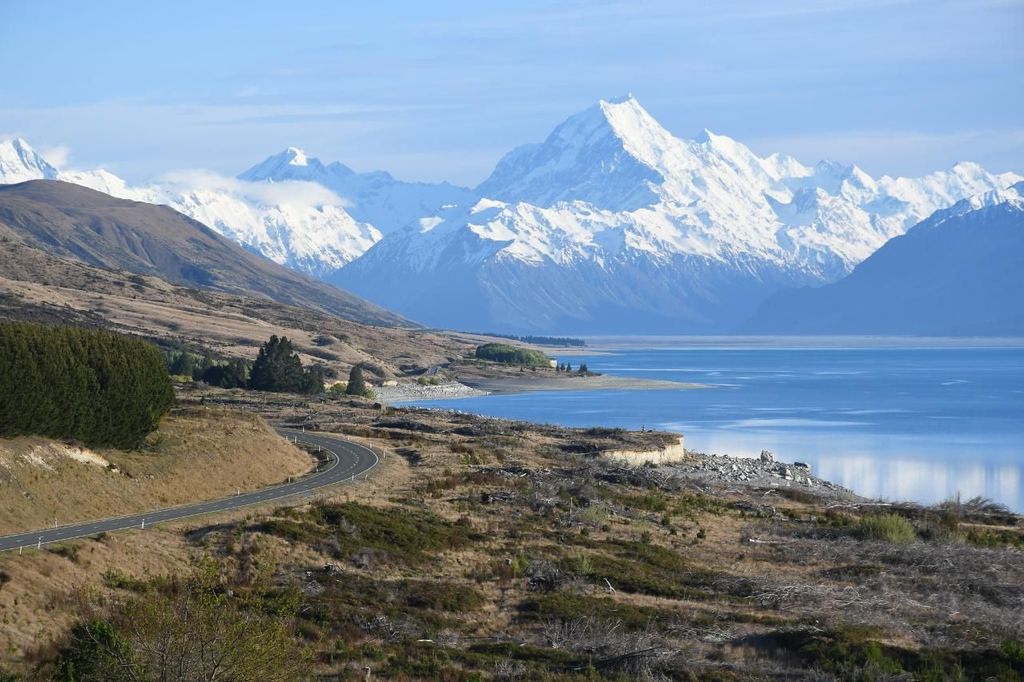 Von Christchurch: Tagestour nach Queenstown über Tekapo und Mt Cook