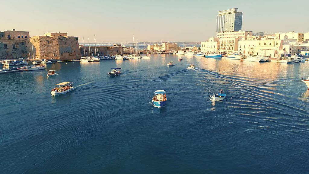 Private Bootstour Gallipoli Punta S Andrea Insel Aperitif