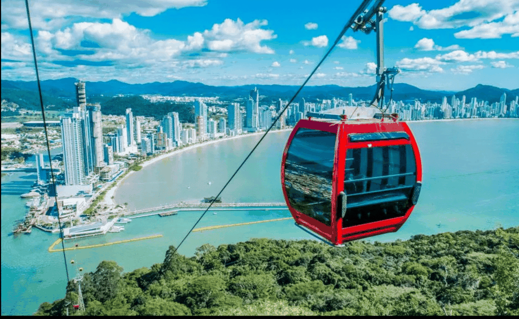 Florianópolis: Camboriu & Unipraias Park mit Seilbahnfahrt