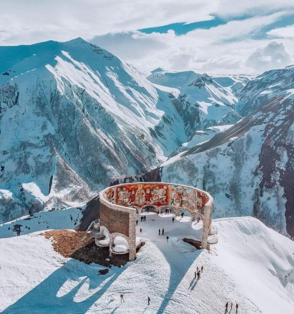 Gudauri, Kazbegi, Zhinvali, Ananuri, Kaukasus-Tour