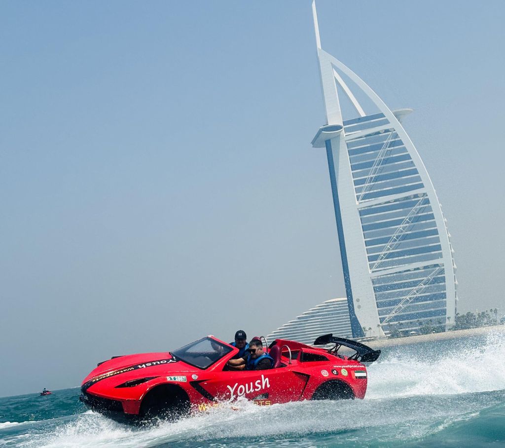 Dubai: Jetcar-Tour am Burj Al Arab mit Fotos und Videos