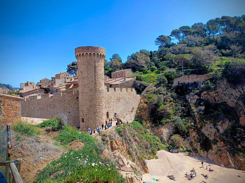 Tossa de Mar ab Girona, kleine Gruppe