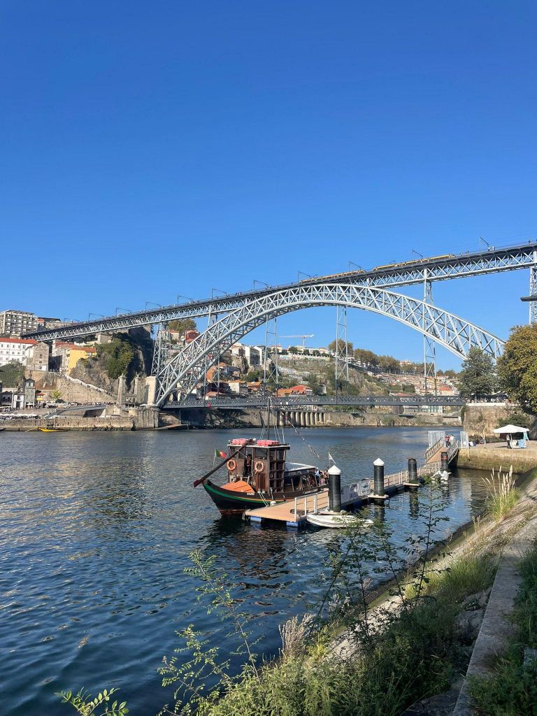 Von Lissabon nach Porto: Eine Reise durch Geschichte und Schönheit