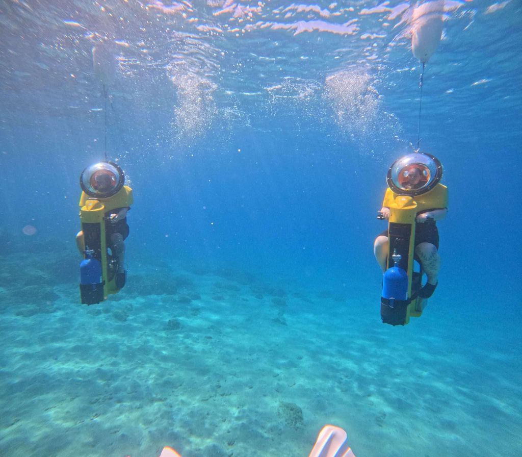 Paralimni: Unterwasserscooter
