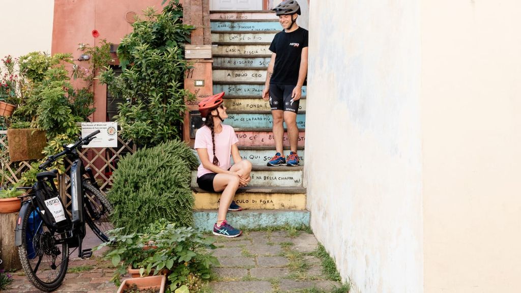 VON MONTECATINI TERME: E-BIKE-TOUR MIT WEINPROBE