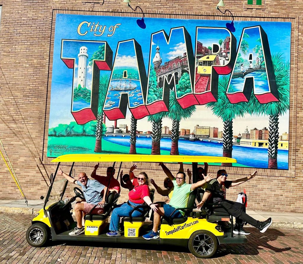 Tampa: Geführte Stadttour im Deluxe Street Golf Cart