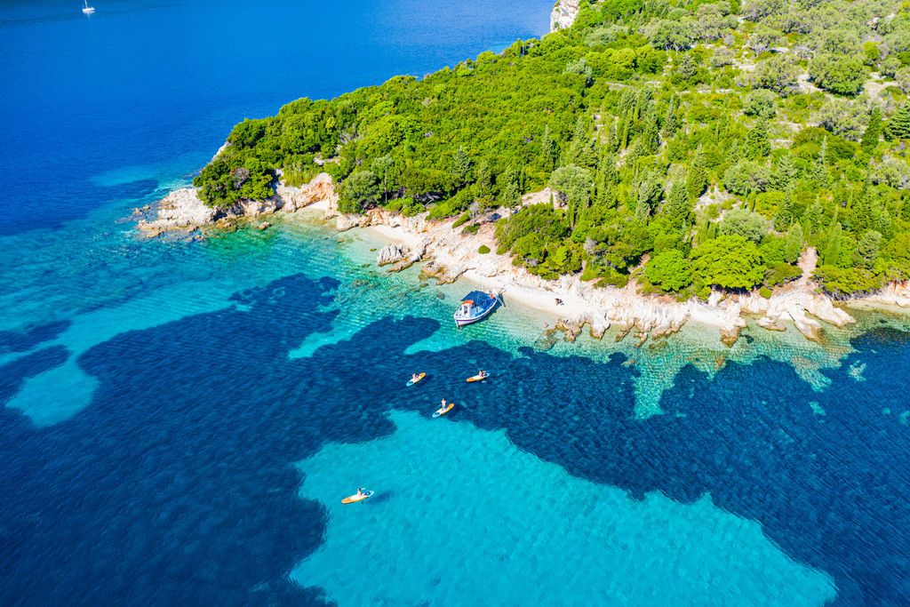 Nidri, Lefkada: Stand Up Paddleboard Cruise mit BBQ Mittagessen