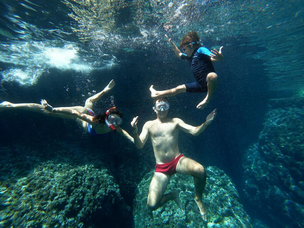 Split: Blaue Lagune & 3-Insel-Kreuzfahrt mit Schnorcheln