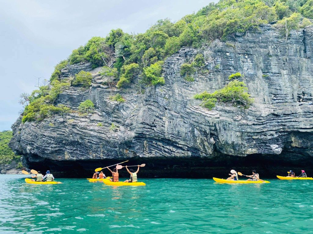 Koh Samui: Ang Thong Marine Park Tagestour mit dem Speedboat