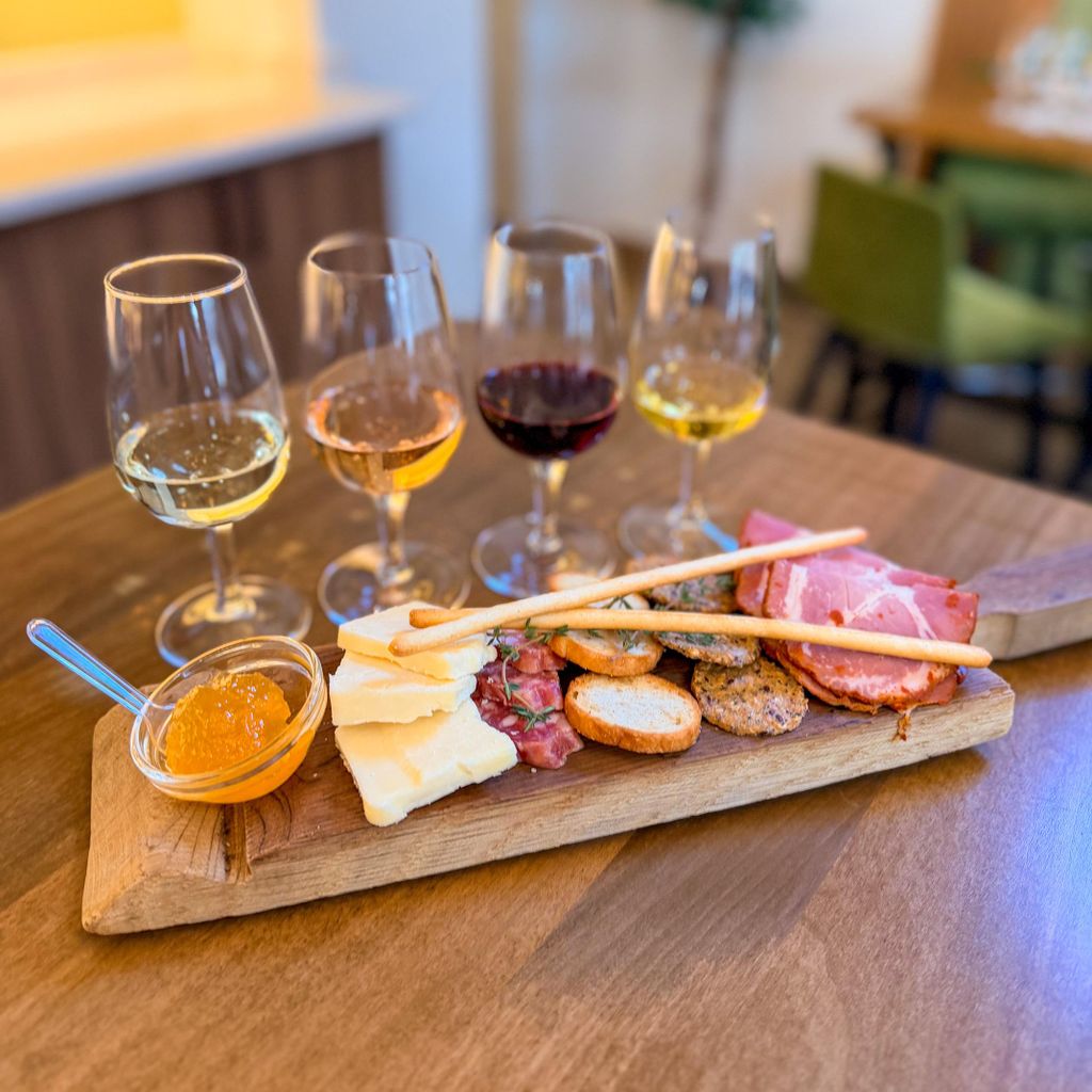 Niagara-on-the-Lake: Wein & Charcuterie Tour mit Verkostungen
