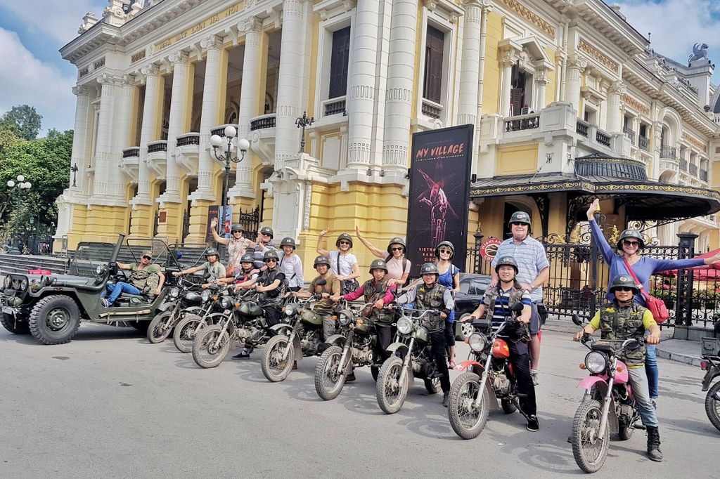 Hanoi – Essen, Kultur, Sehenswürdigkeiten und Spaß mit Vintage-Motorrädern