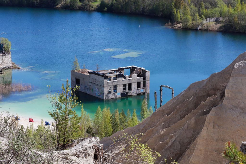 Tallinn: Rummu-Steinbruch, Küstenklippen und Keila-Wasserfall