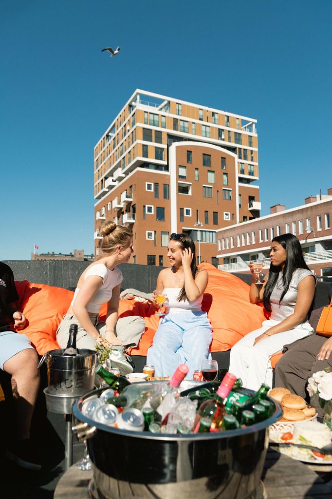 Haarlem Private Tour durch die Grachten mit Bissen und unbegrenzten Getränken