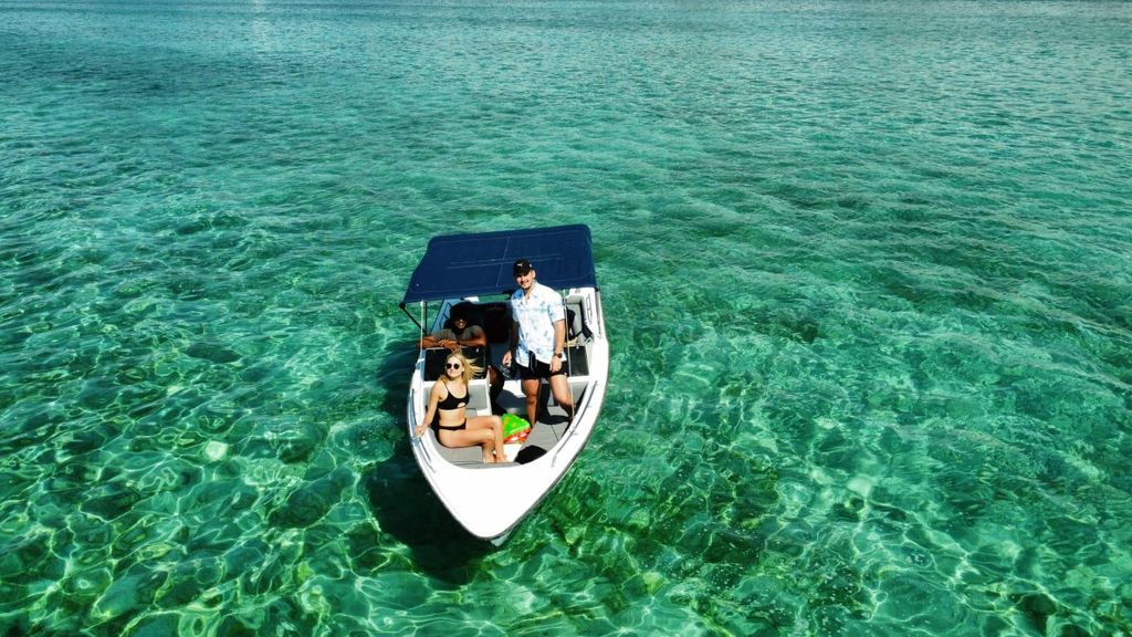 Mauritius 5 Islands Hopping Tours - PRIVATE BOAT BOAT