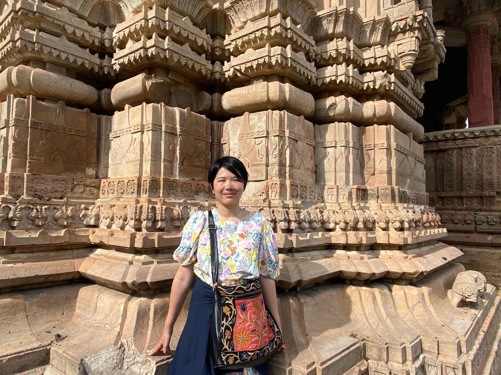 Jaipur: Abhaneri Step Wells & Haunted Bhangarh Tagestour