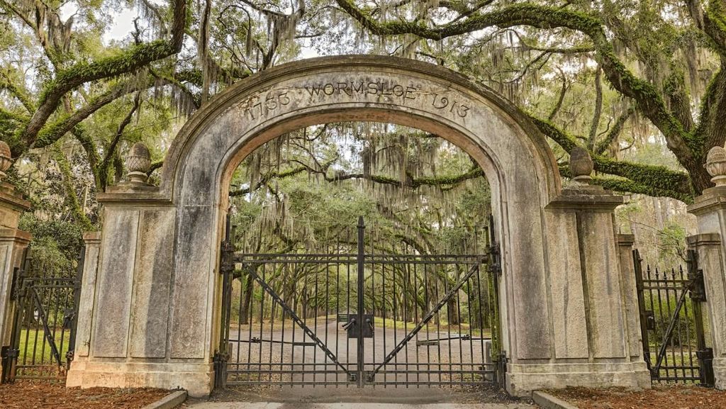 Bonaventure Cemetery & Wormsloe State Historic Site Tour