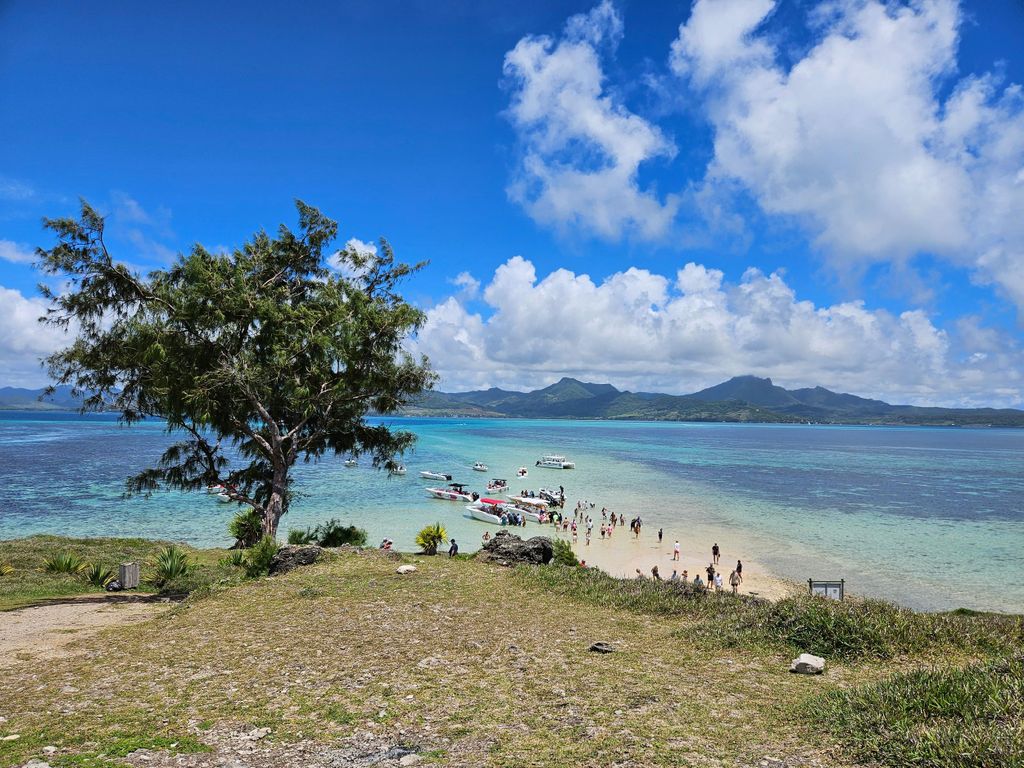 ILE AUX CERFS SPEED BOAT - 5 Ostinsel mit Transfer