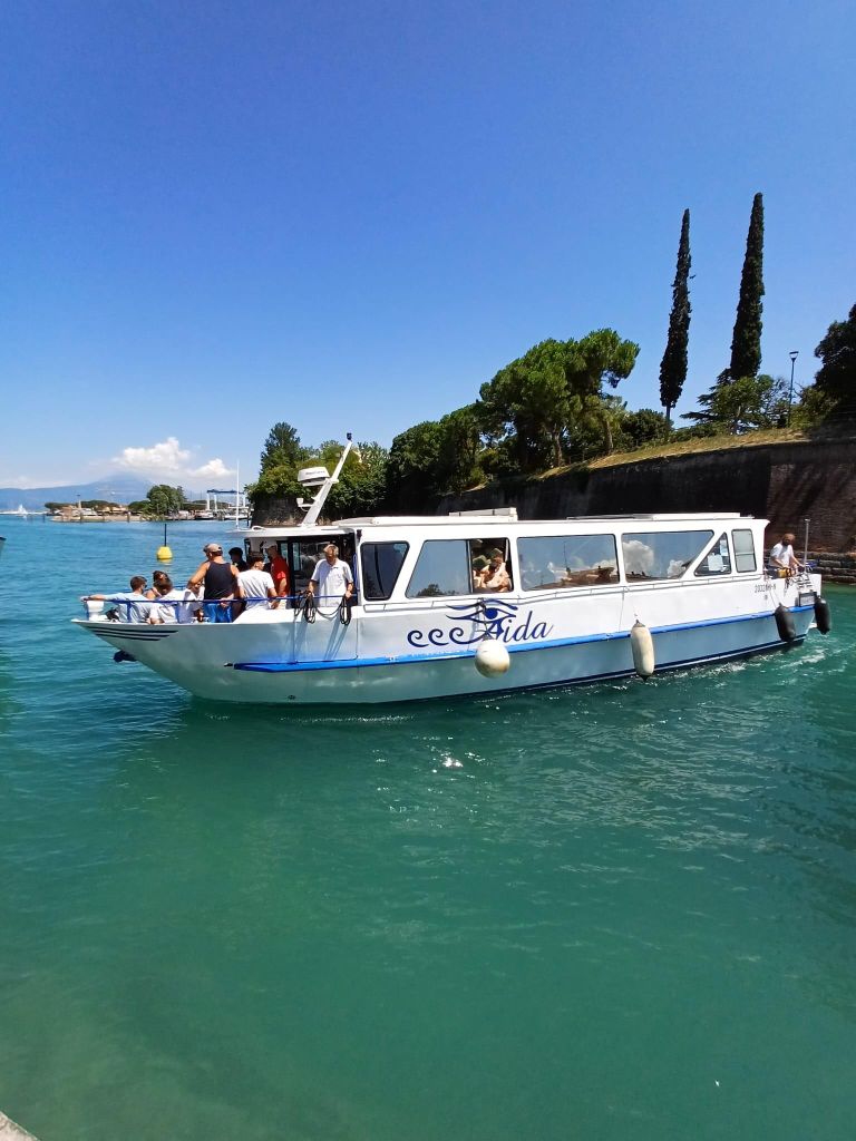Peschiera – Sirmione – Peschiera: Panorama-Bootsfahrt