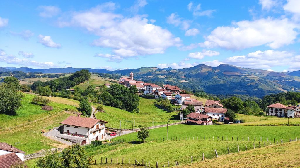 GANZTÄGIGER Ausflug ins Baztan-Tal, nach Zugarramurdi und zur Señorío de Bertiz