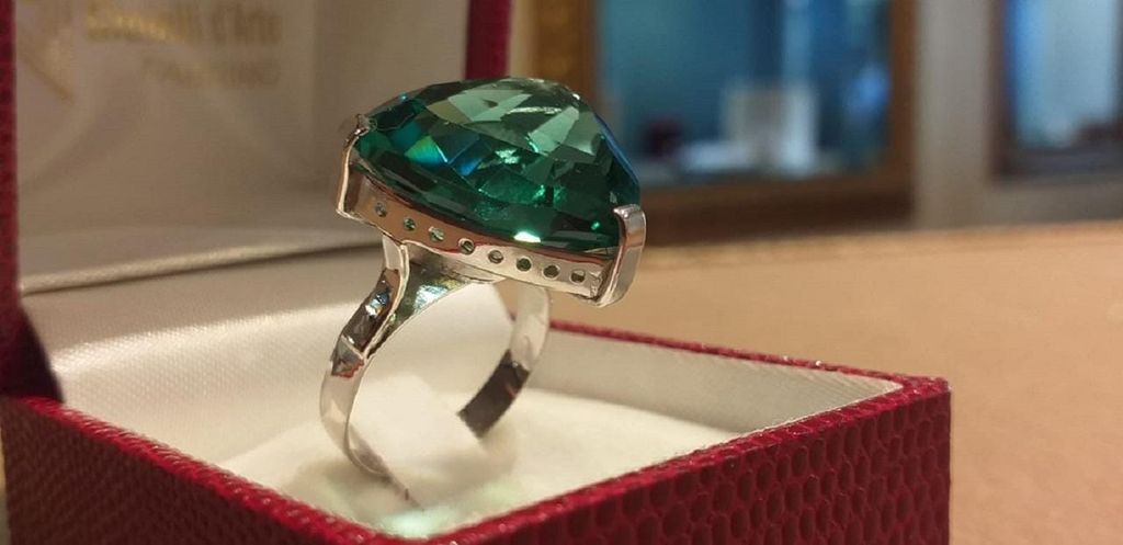 Fabriano: Kurs zur Herstellung eines Silberschmuckstücks