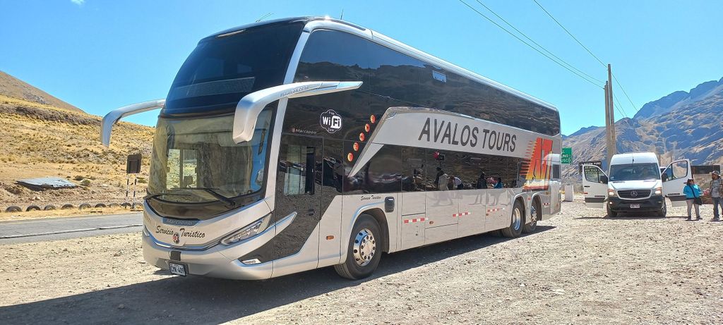 Von Puno: Touristenbus von Puno nach Cusco bei Nacht